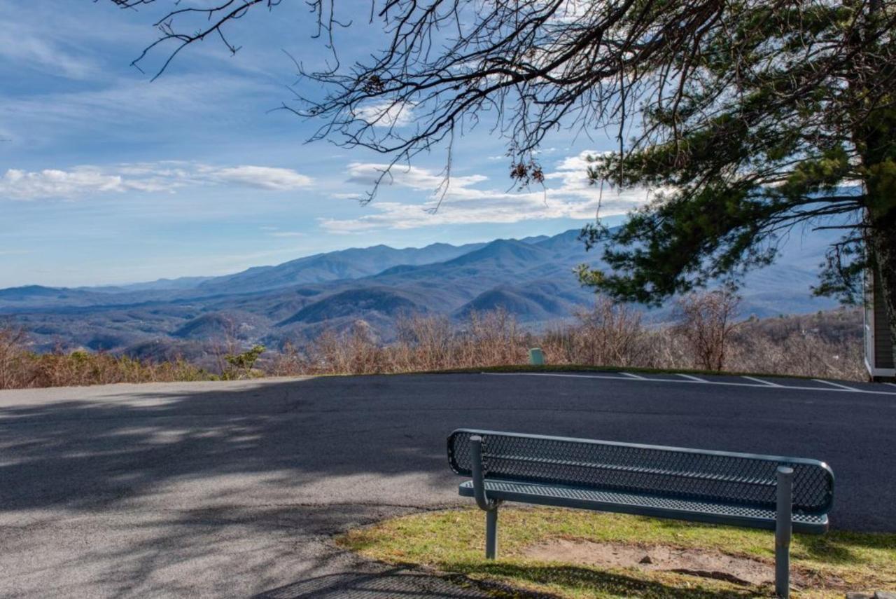 Smoky Mountains Studio With Balcony Gatlinburg Eksteriør billede